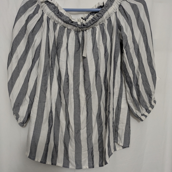 Banana Republic Tops - NWT Banana Republic Factory Off Shoulder Striped Blouse XS
